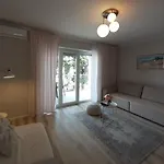 With A Parking Space Malinska, Krk - 19268 Apartment *